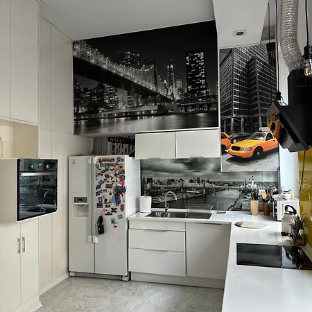 P-122 Piotrkowska Apartment. Lodž Exteriér fotografie