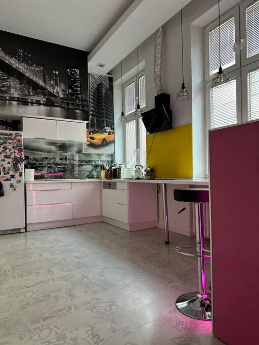 P-122 Piotrkowska Apartment. Lodž Exteriér fotografie