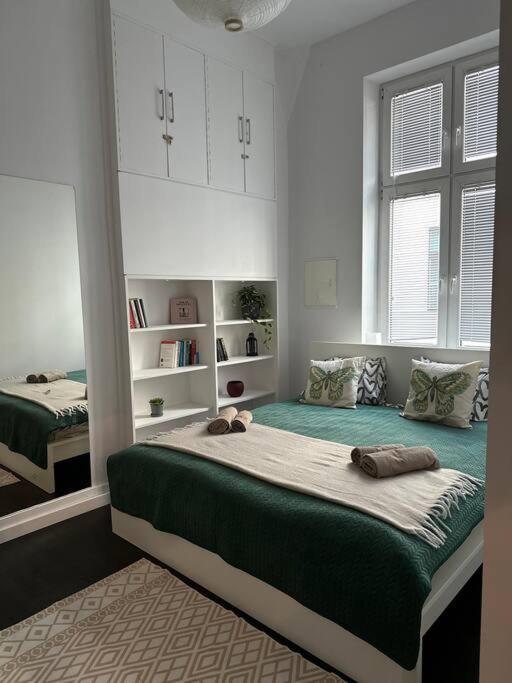 P-122 Piotrkowska Apartment. Lodž Exteriér fotografie