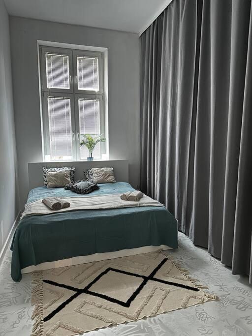 P-122 Piotrkowska Apartment. Lodž Exteriér fotografie