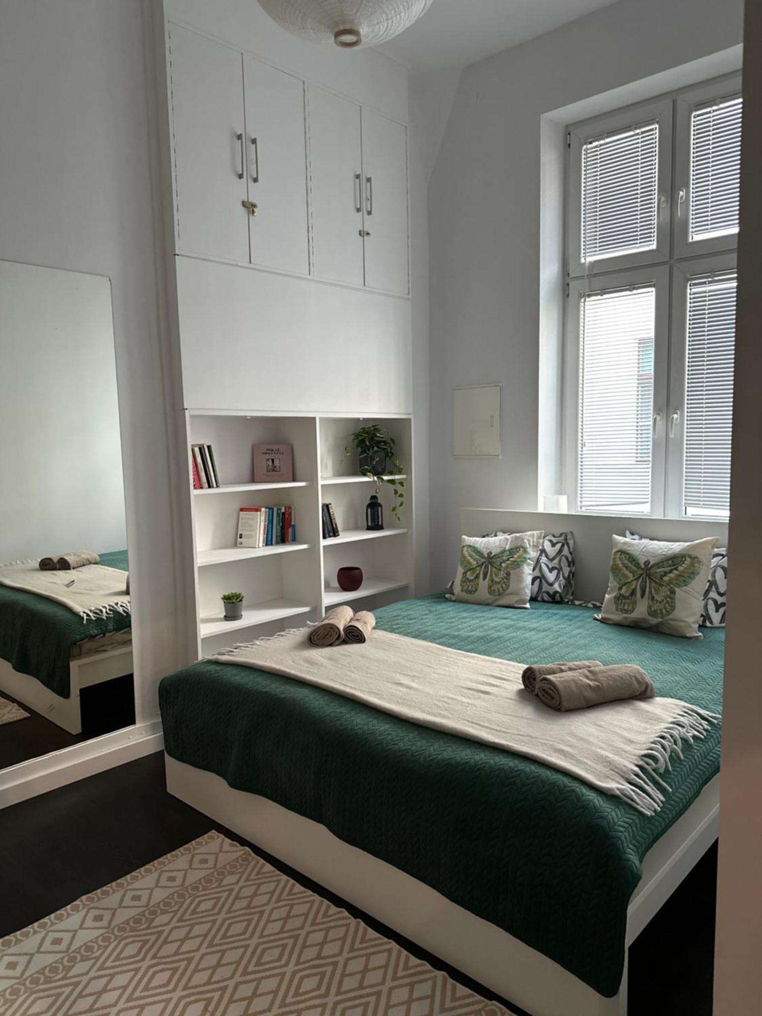 P-122 Piotrkowska Apartment. Lodž Exteriér fotografie